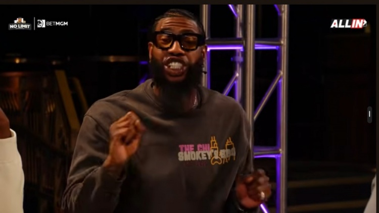 香波特：和詹姆斯打球你就不能过度做自己 我只能蹲底角太难受了